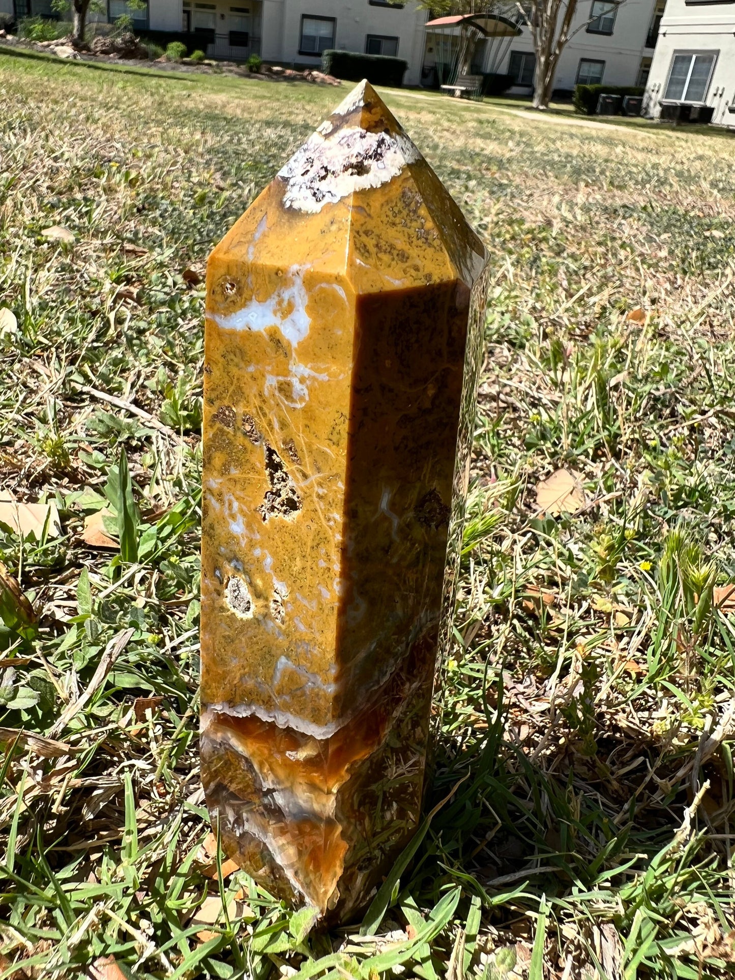 Tan and Milky Ghost Agate Tower with Druzy