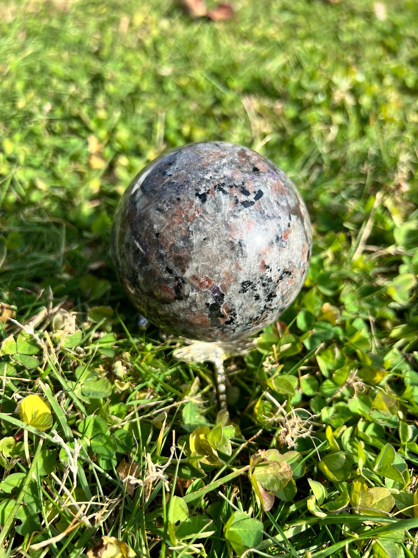 Beautiful Yooperlite Sphere UV Reactive