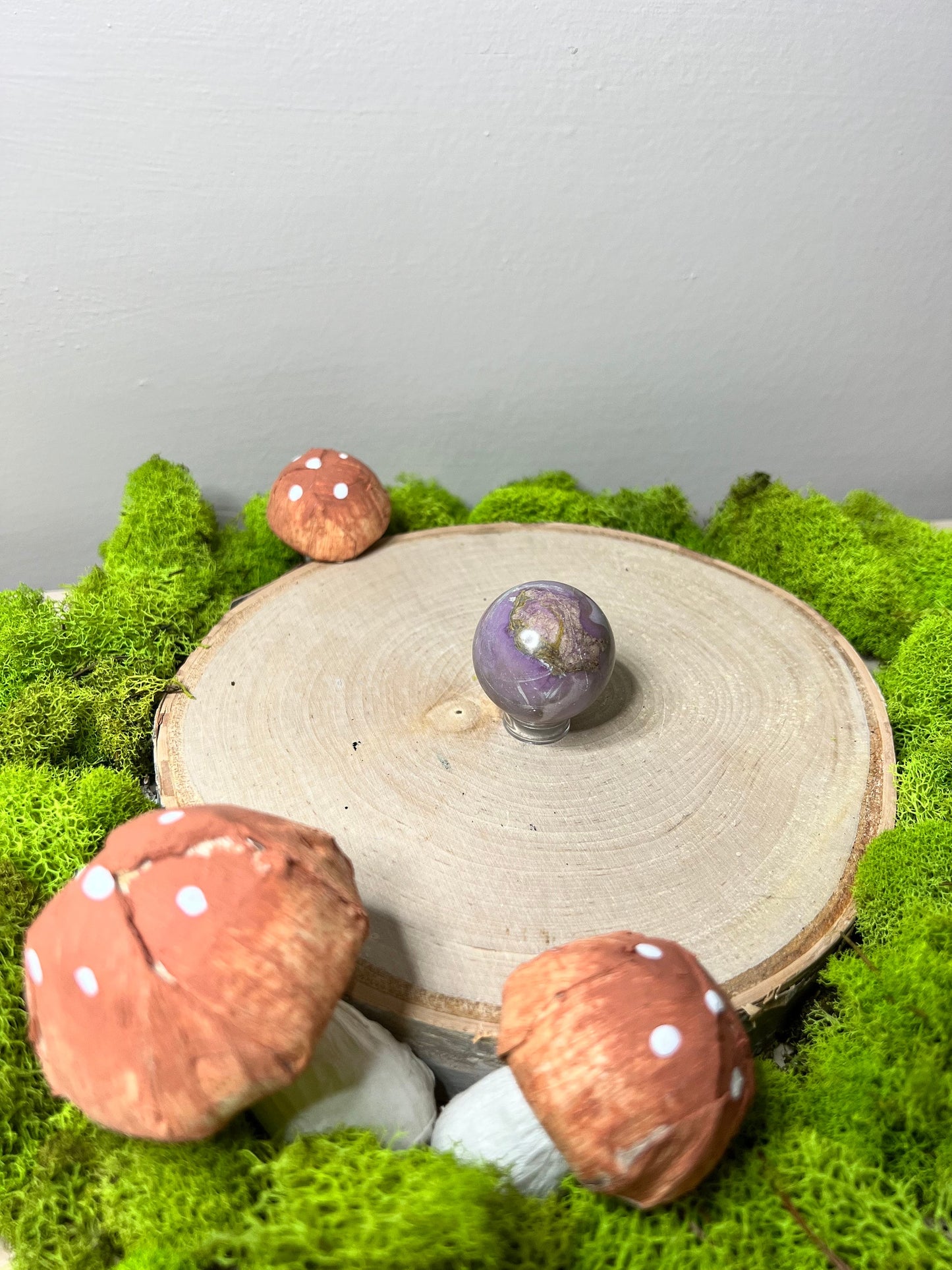 Beautiful UV Reactive Phosphosiderite Sphere